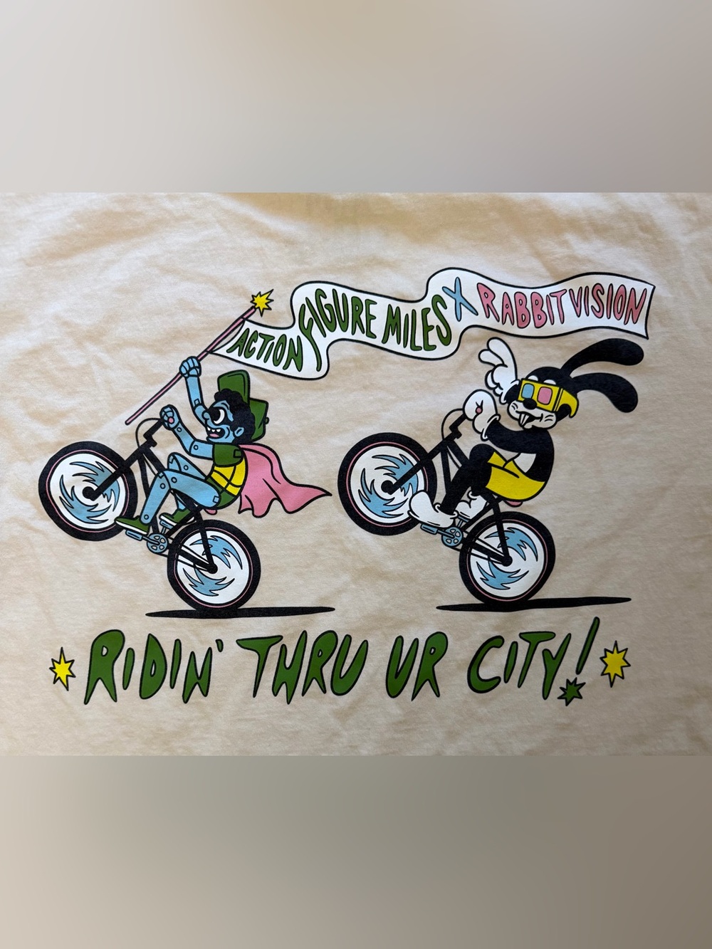 Action Figure Miles x Rabbit Vision Graphic Tee Large - Picture 5 of 5